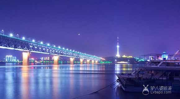  3 Wuhan Yangtze River Bridge