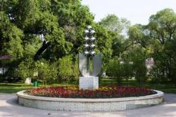  Introduction to Scenic Spots of Suihua People's Park