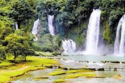  Introduction to Detian Waterfall Scenic Spot